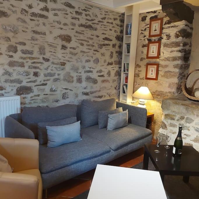 Penty Typique Kercab Dans Un Ancien Moulin Villa Plomodiern ภายนอก รูปภาพ